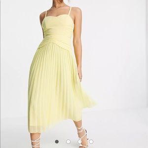 ASOS DESIGN cupped pleated midi cami dress in lemon yellow size 4 NWOT
